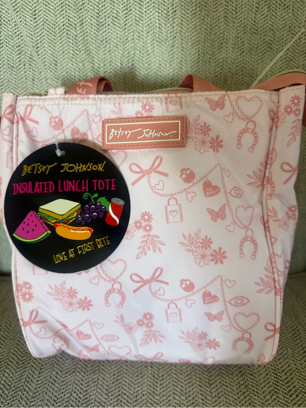 Betsey Johnson Light Pink Insulated Kids Lunch Tote